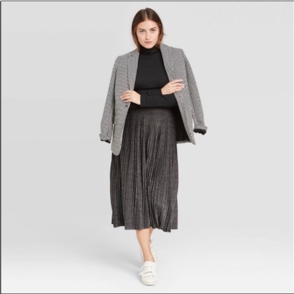4 for $40 SALE! A New Day Glitter Pleated Holiday Skirt, Grey Glitter, Size S